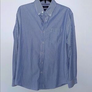 Croft & Barrow Size M Blue & White Striped Button Down Shirt